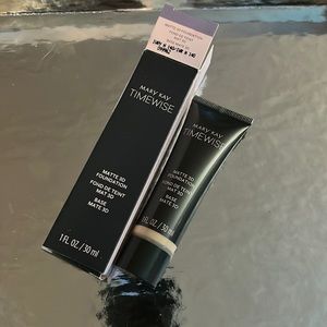 Mary Kay timewise matte 3d foundation in ivory n 140